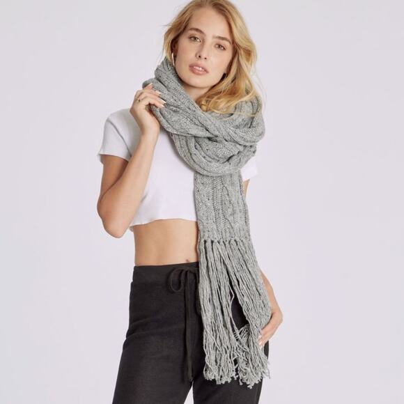 Wildfox Gray At Brunch Blanket Scarf - Picture 1 of 8